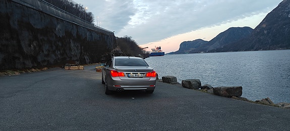 BMW 730d 5 of 23