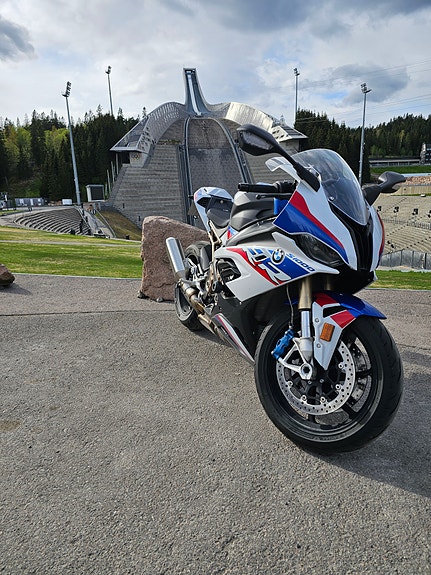 BMW S 1000 RR 2 of 4