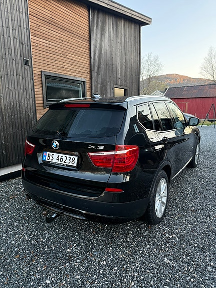 BMW X3 4 of 5