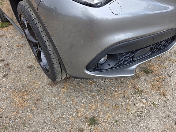 Alfa Romeo Stelvio 14 of 30