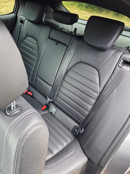Alfa Romeo Stelvio 25 of 30