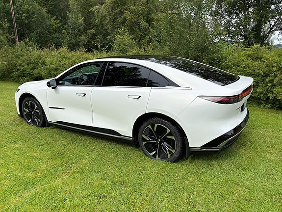 Mazda 6e 4 of 26