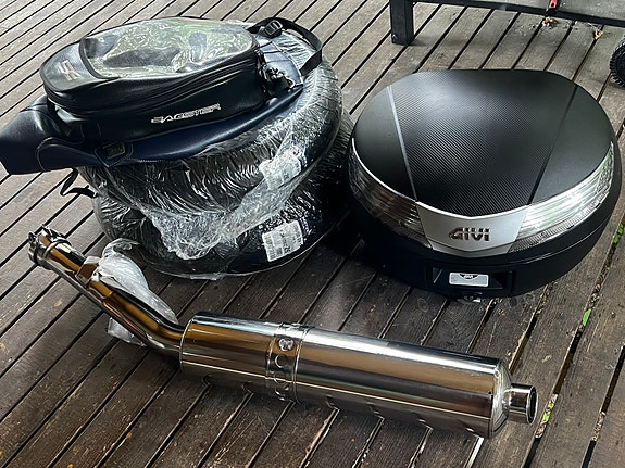 Yamaha FZS 1000 Fazer 7 of 8