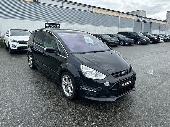 Ford S-MAX 3 of 5