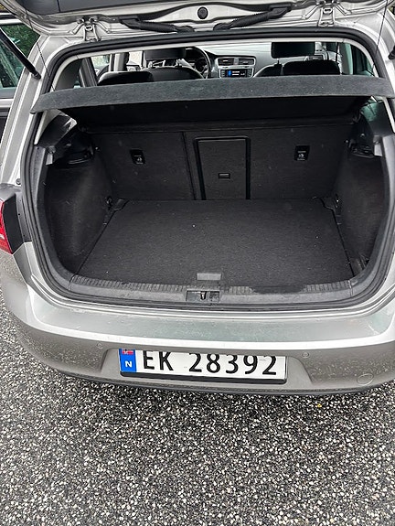 Volkswagen e-Golf VII 11 of 17