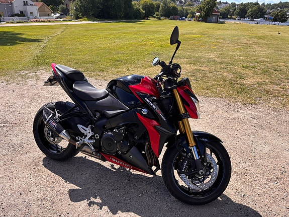 Suzuki GSX-S 1000 6 of 14