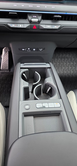 Kia EV9 11 of 11