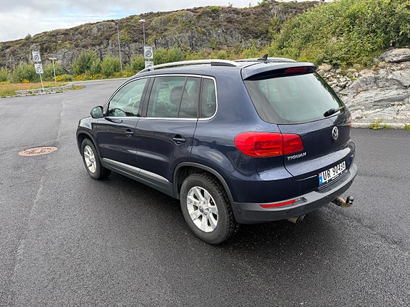Volkswagen Tiguan 5 of 15