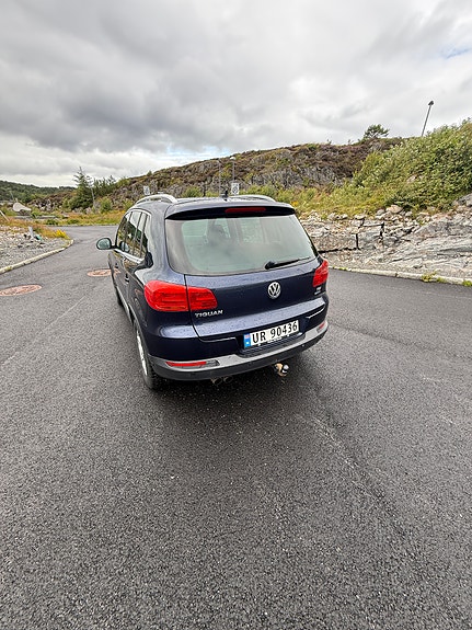 Volkswagen Tiguan 6 of 15
