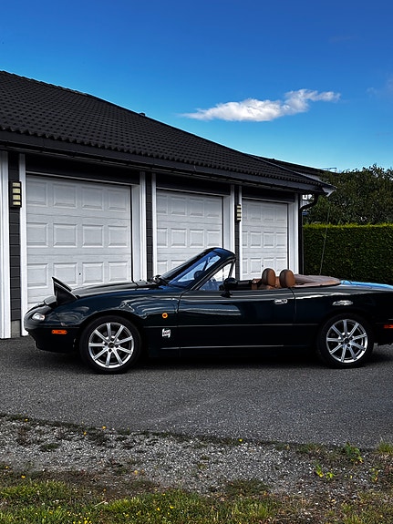 Mazda MX-5 2 of 30