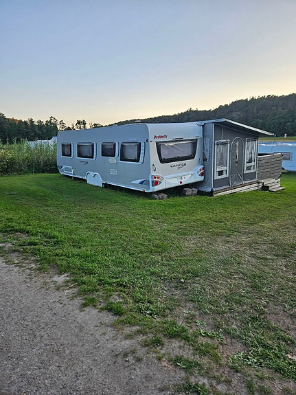 Dethleffs Camper Snow 720 2 of 16
