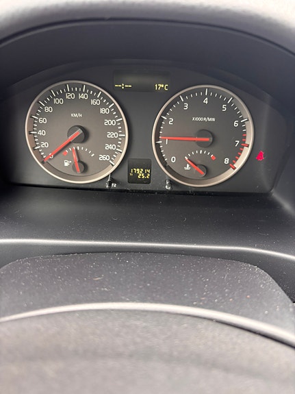 Volvo S40 3 of 8