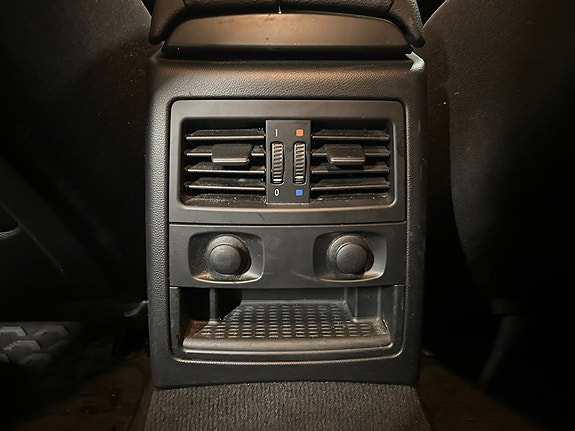BMW 318i 23 of 29