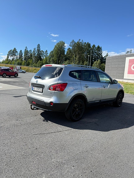 Nissan Qashqai+2 3 of 6