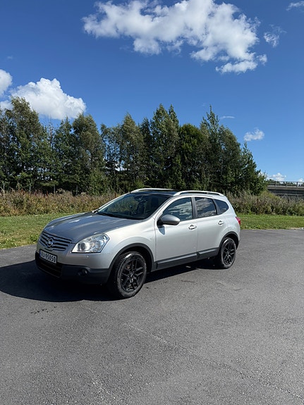 Nissan Qashqai+2 2 of 6