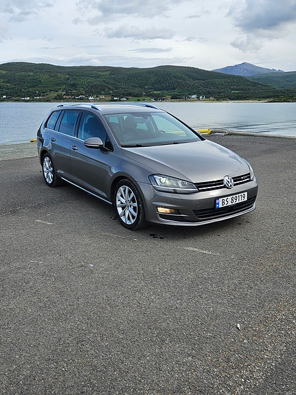 Volkswagen Golf VII 3 of 5
