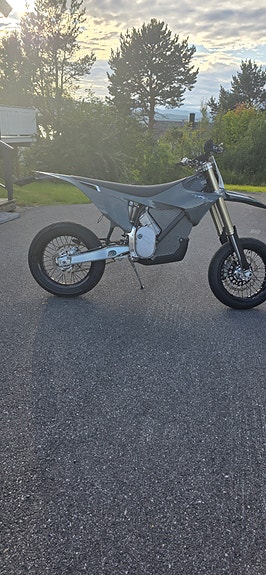 Stark Varg SM 10 of 19