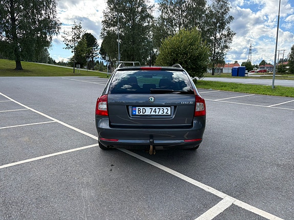 Skoda Octavia 4 of 5