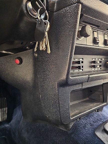 Volvo 240 6 of 30