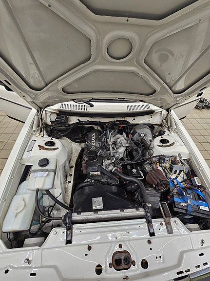 Volvo 240 27 of 30