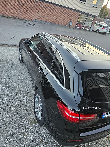 Mercedes-Benz GLC350 e 15 of 30