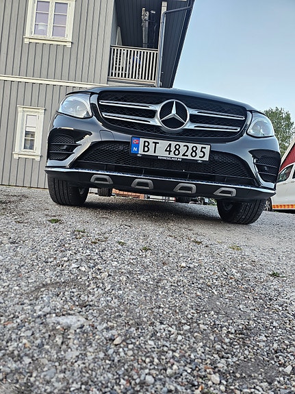 Mercedes-Benz GLC350 e 5 of 30