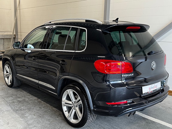 Volkswagen Tiguan 4 of 5