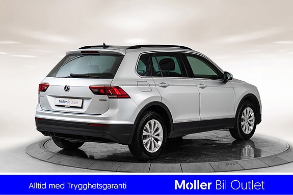 Volkswagen Tiguan 5 of 5