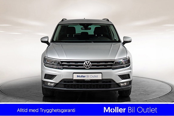 Volkswagen Tiguan 3 of 5