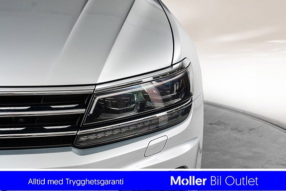 Volkswagen Tiguan 4 of 5