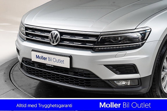 Volkswagen Tiguan 2 of 5