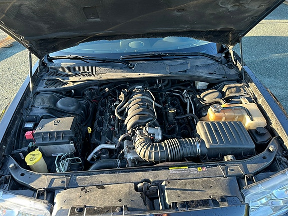 Chrysler 300C 23 of 30