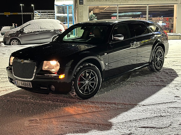 Chrysler 300C 27 of 30