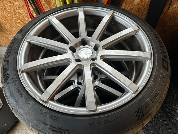 Chrysler 300C 30 of 30