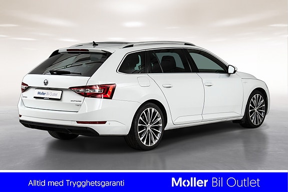 Skoda Superb 4 of 5