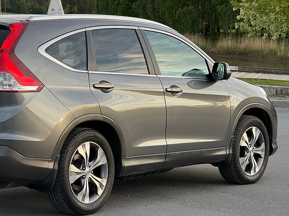 Honda CR-V 8 of 30