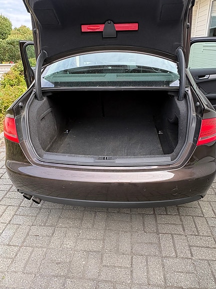 Audi A4 7 of 12