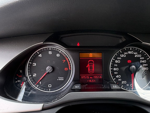 Audi A4 9 of 12