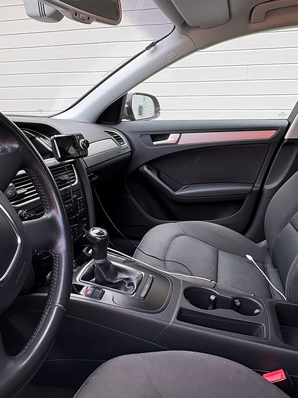 Audi A4 10 of 12