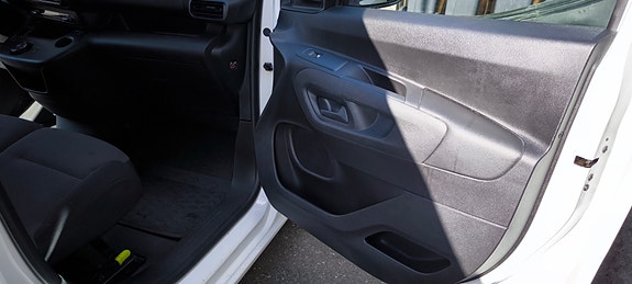 Citroen Berlingo 12 of 30