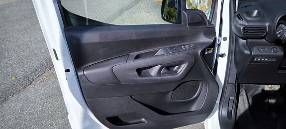 Citroen Berlingo 11 of 30