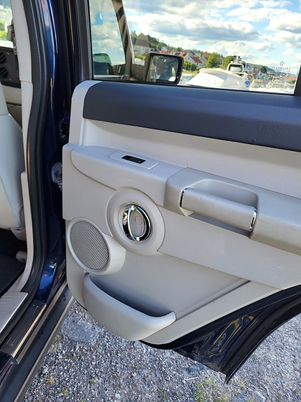 Jeep Commander 16 of 29