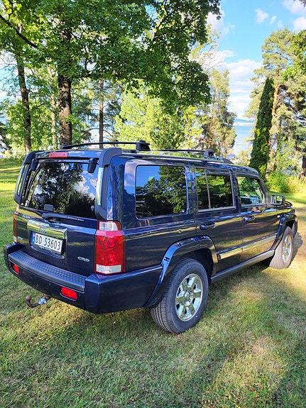 Jeep Commander 4 of 5