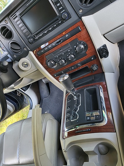 Jeep Commander 20 of 29