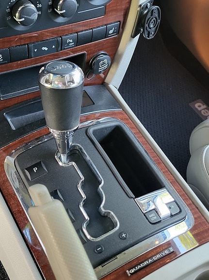 Jeep Commander 18 of 29