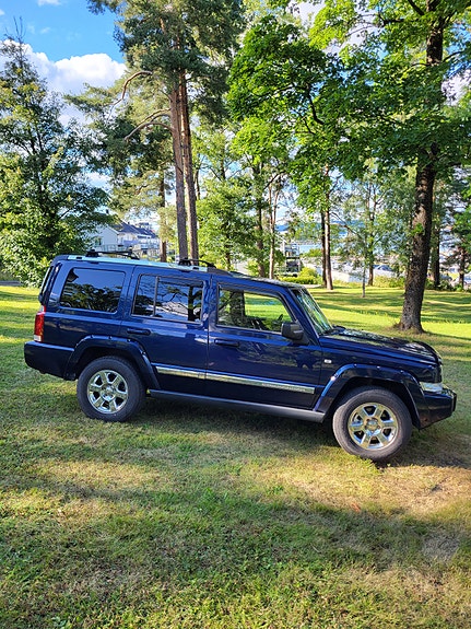 Jeep Commander 3 of 5