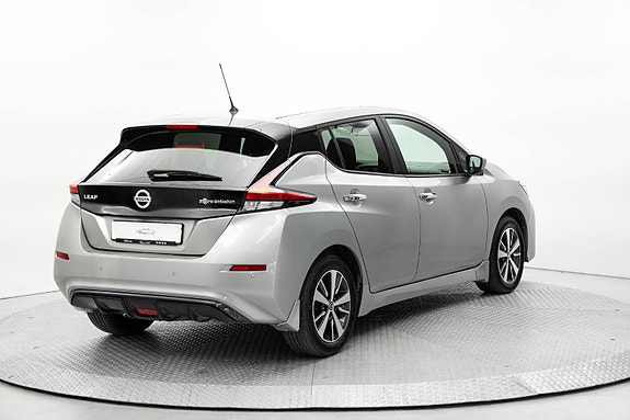 Nissan Leaf 5 of 5