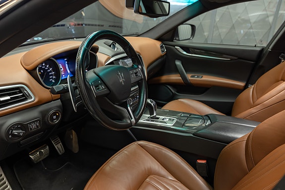 Maserati Ghibli 22 of 30