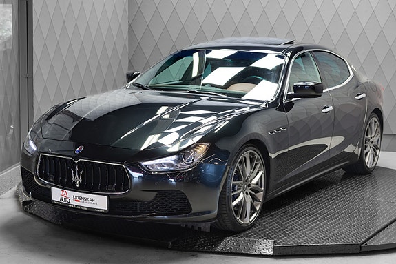 Maserati Ghibli 2 of 30
