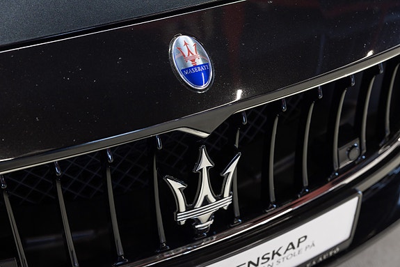 Maserati Ghibli 4 of 30